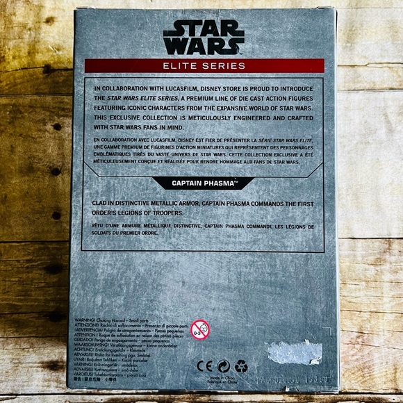 Disney Star Wars Elite Series 7” Captain Phasma Metallic Action Figure - Picture 6 of 8